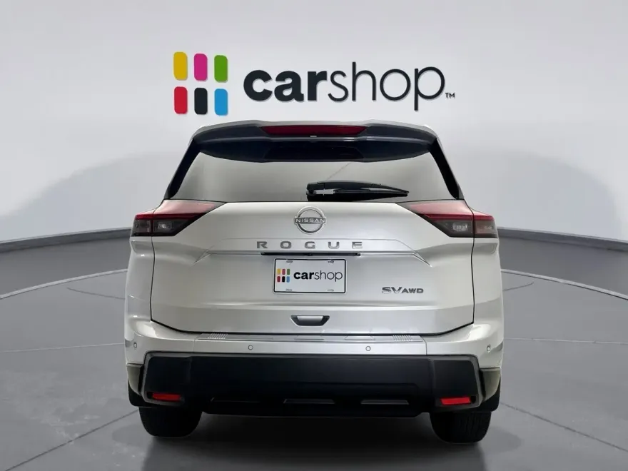 2024 Nissan Rogue SV photo 1