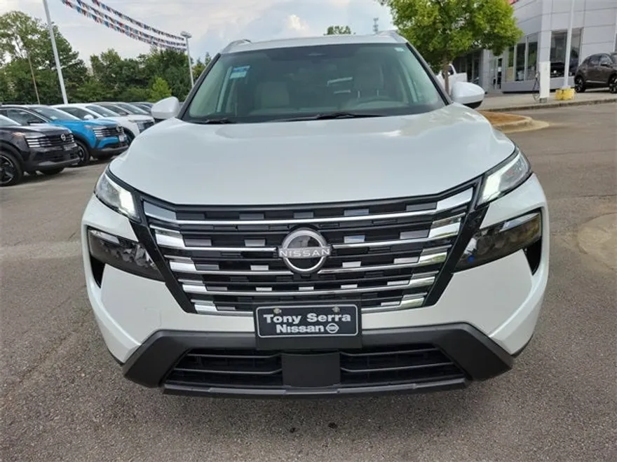 2026 Nissan Rogue SV photo 1
