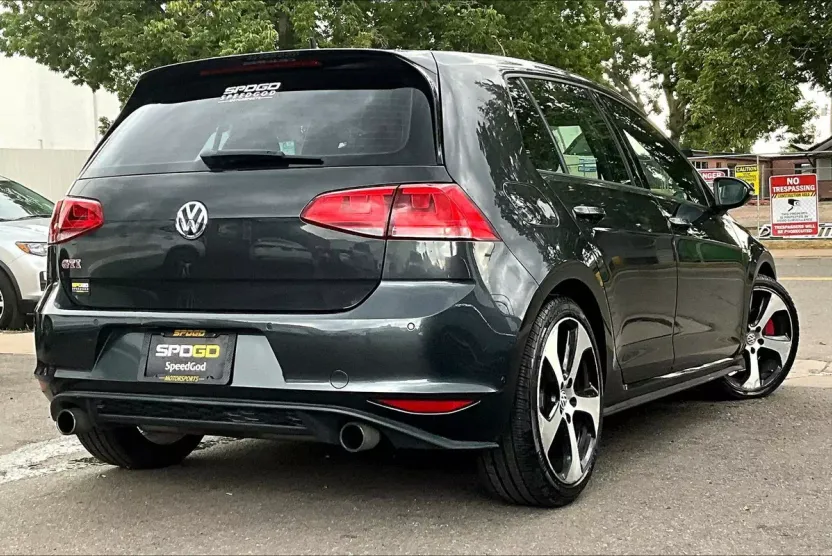 2015 Volkswagen Golf GTI S photo 1