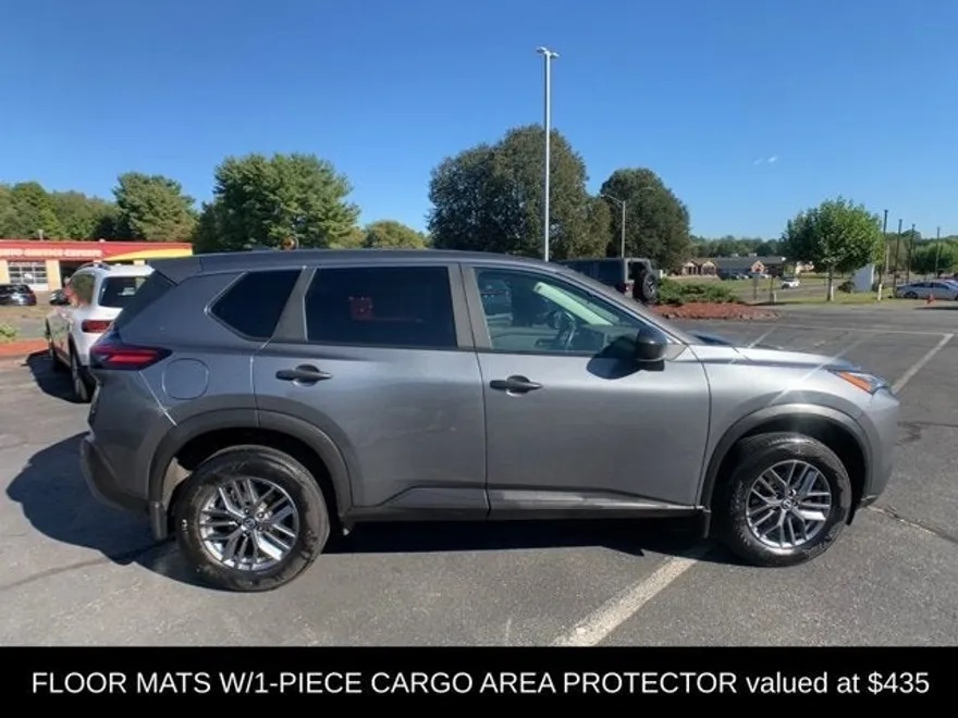 2023 Nissan Rogue S AWD photo 1