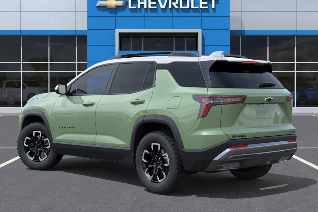 2026 Chevrolet Equinox ACTIV photo 1