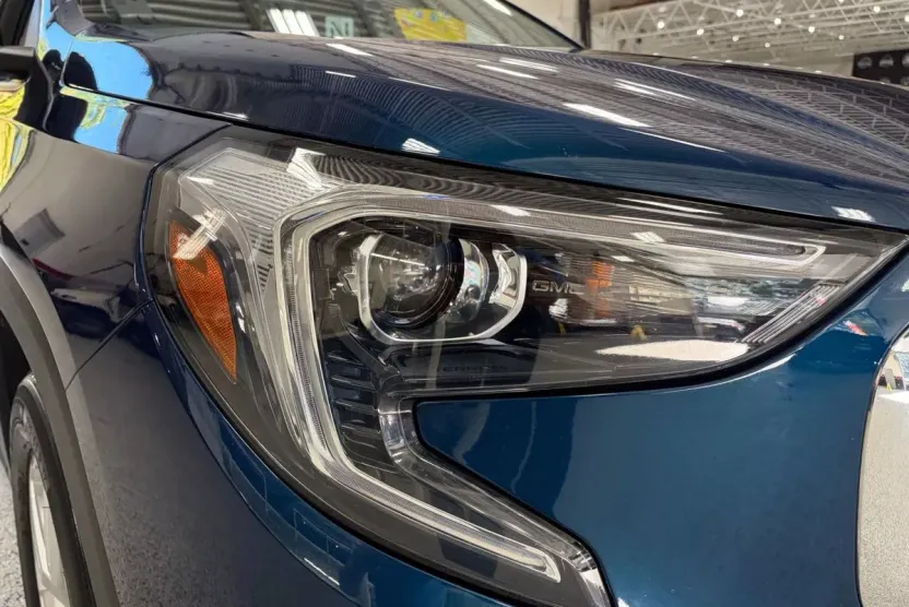 2020 Gmc Terrain SLE photo 1