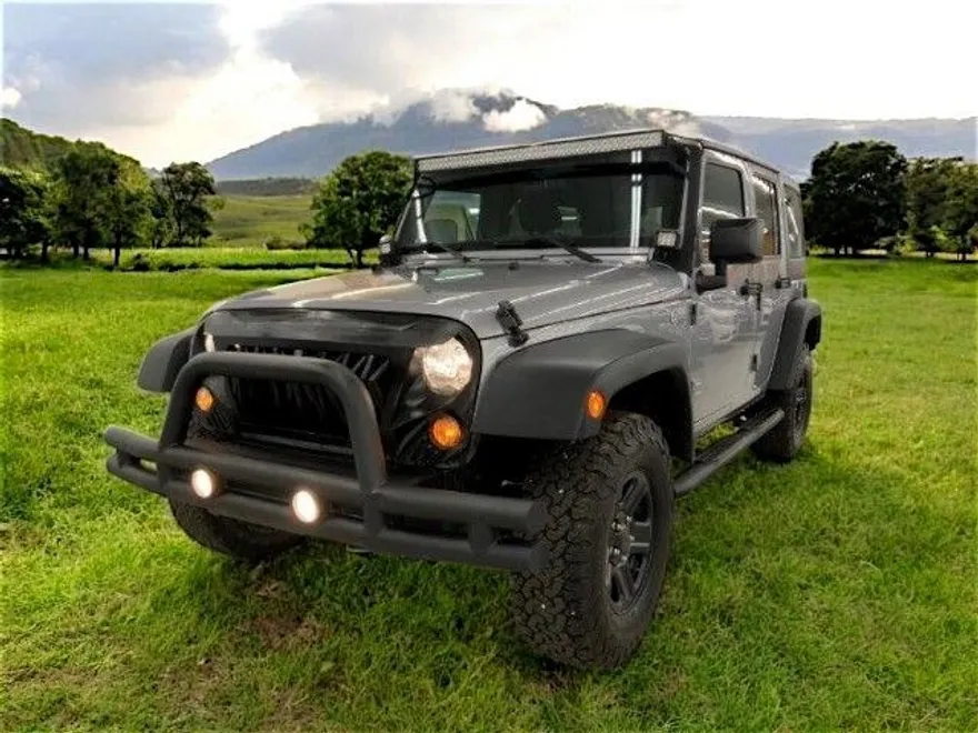 2017 Jeep Wrangler Unlimited Sport photo 1