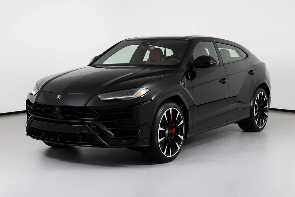2022 Lamborghini Urus photo 1