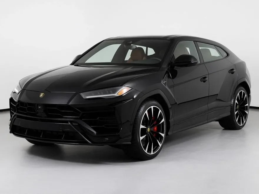 2022 Lamborghini Urus photo 1