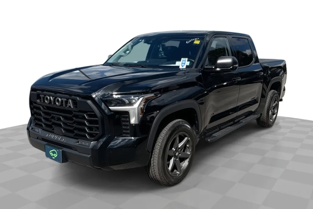 2023 Toyota Tundra SR5 photo 1