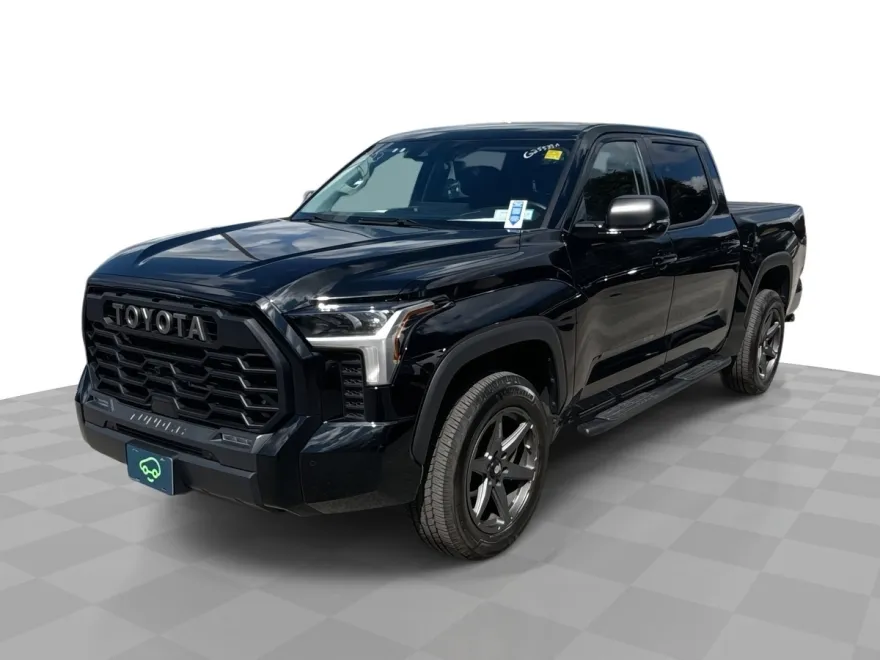 2023 Toyota Tundra SR5 photo 1