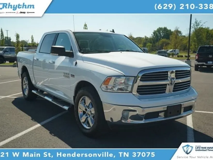2018 Ram 1500 SLT photo 1