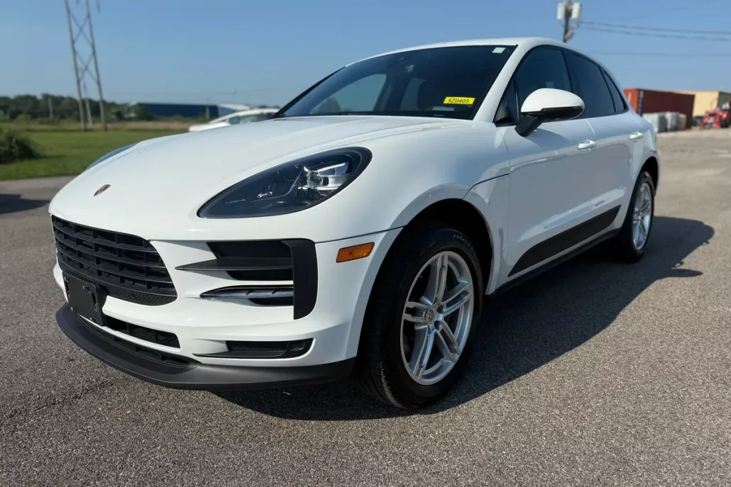 2021 Porsche Macan Base photo 1