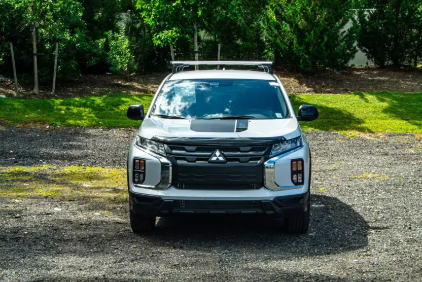 2025 Mitsubishi Outlander Sport ES SE LE photo 1
