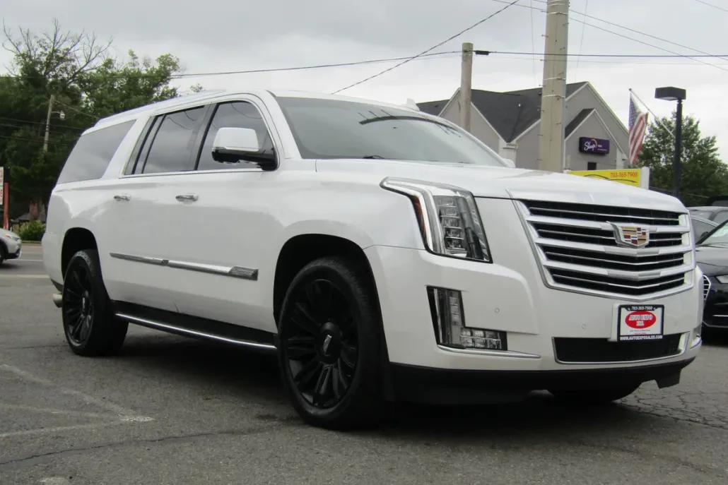 2016 Cadillac Escalade ESV Platinum Sport photo 1