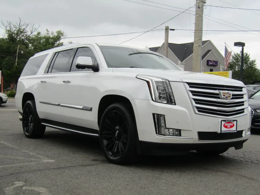 2016 Cadillac Escalade ESV Platinum Sport photo 1