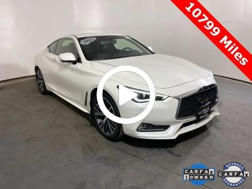 2022 Infiniti Q60 Luxe photo 1