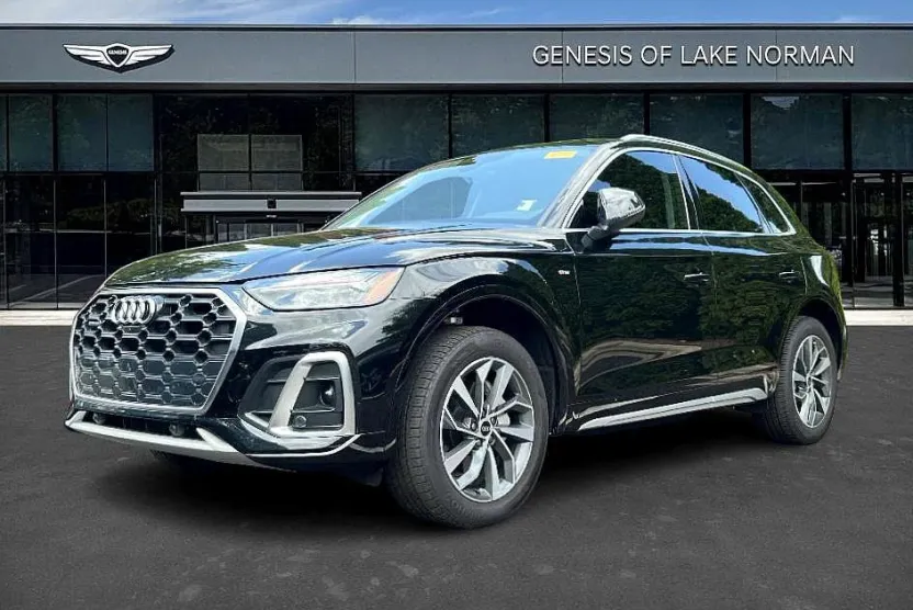 2024 Audi Q5 S line Premium Plus photo 1
