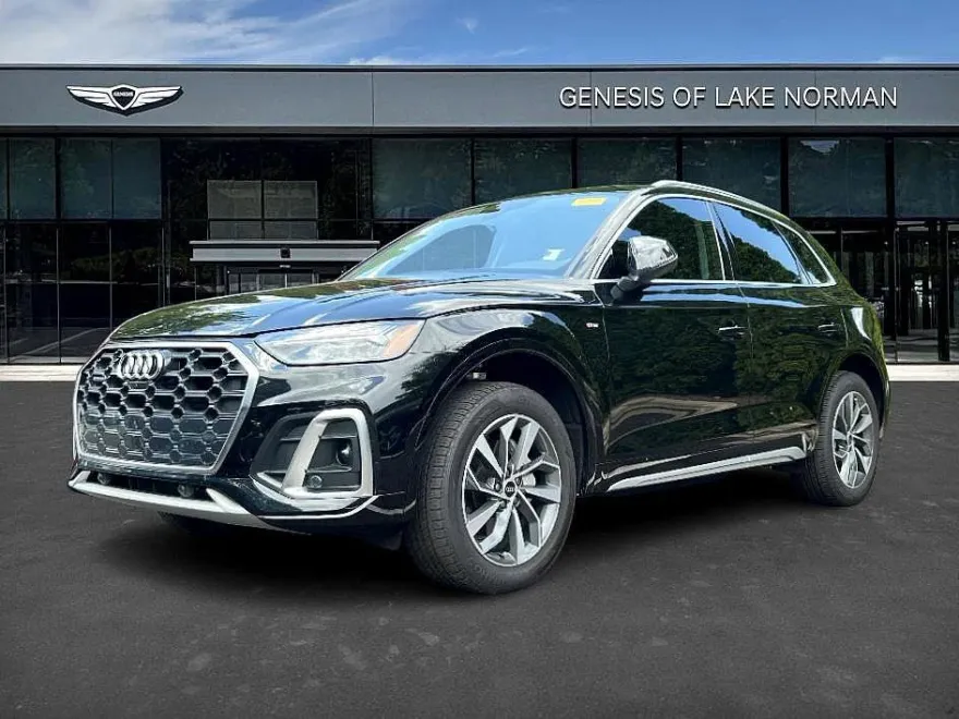 2024 Audi Q5 S line Premium Plus photo 1