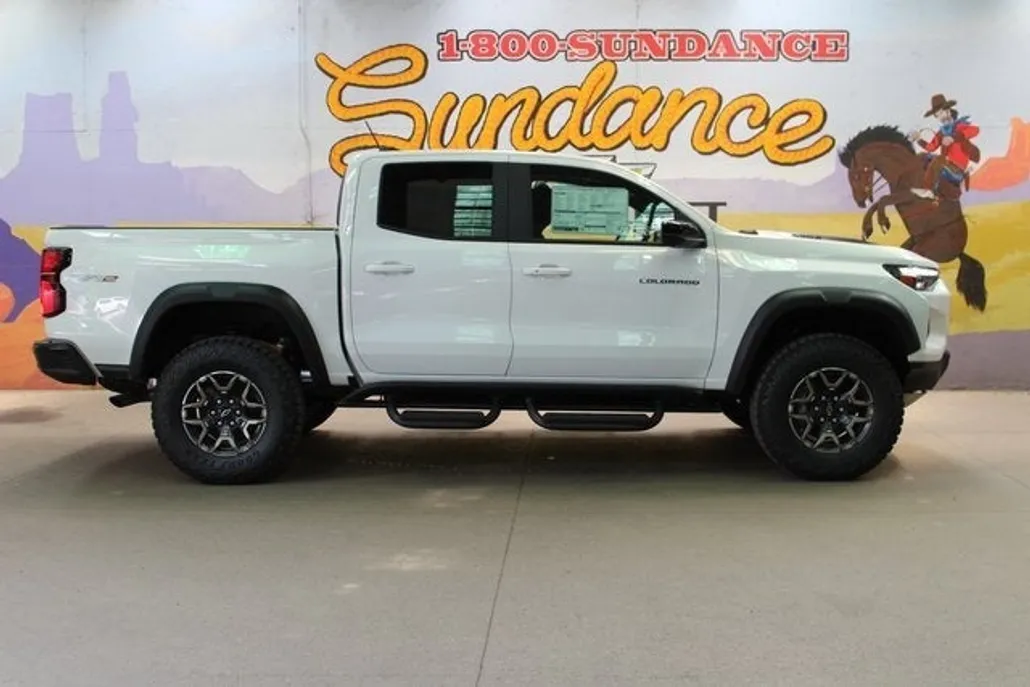 2026 Chevrolet Colorado ZR2 photo 1