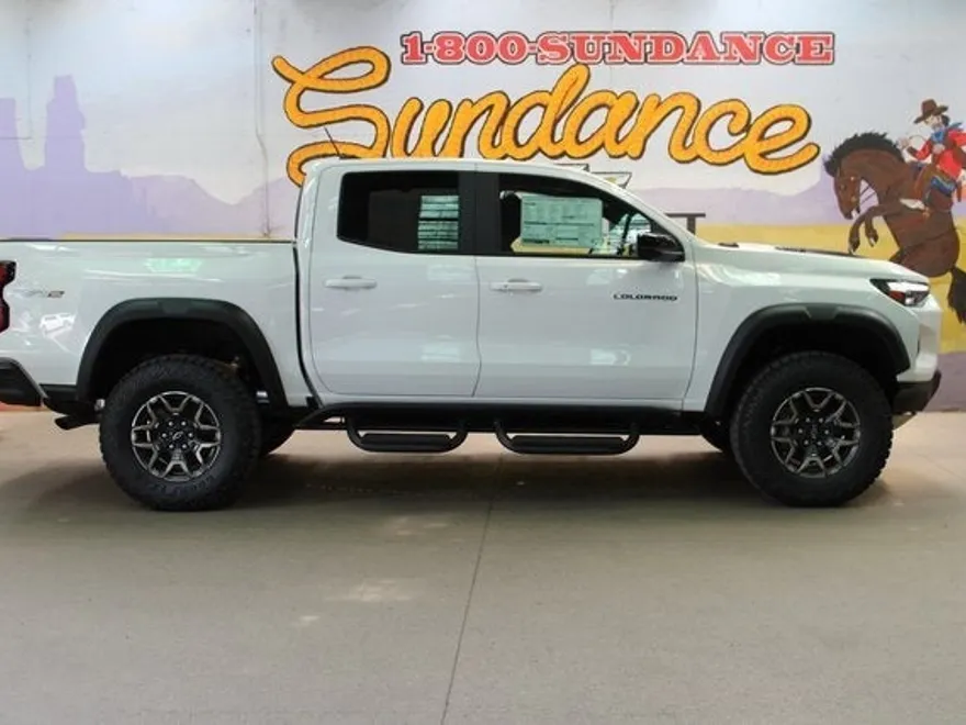2026 Chevrolet Colorado ZR2 photo 1