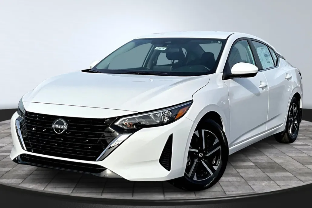 2025 Nissan Sentra SV photo 1