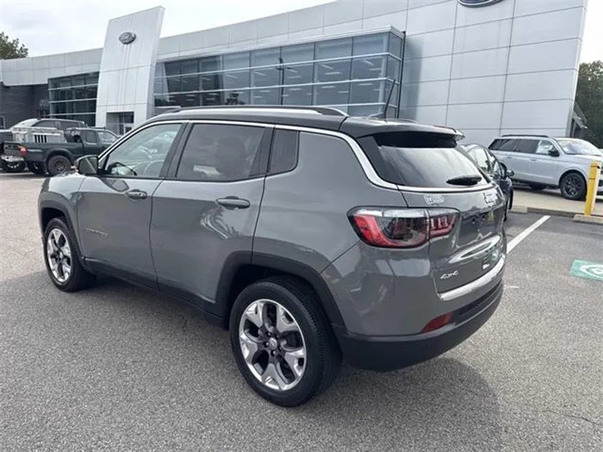 2021 Jeep Compass Limited photo 1