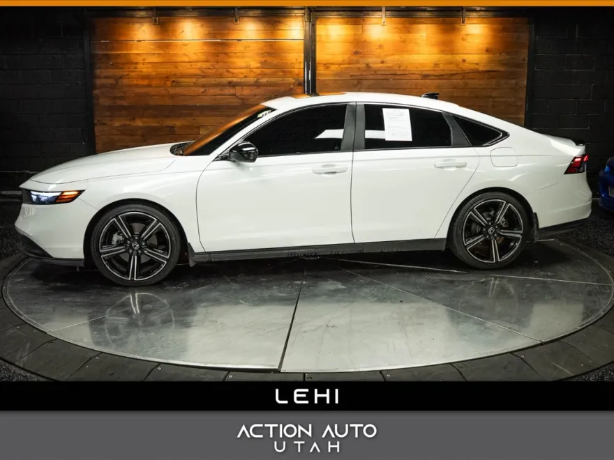 2024 Honda Accord Hybrid Sport photo 1