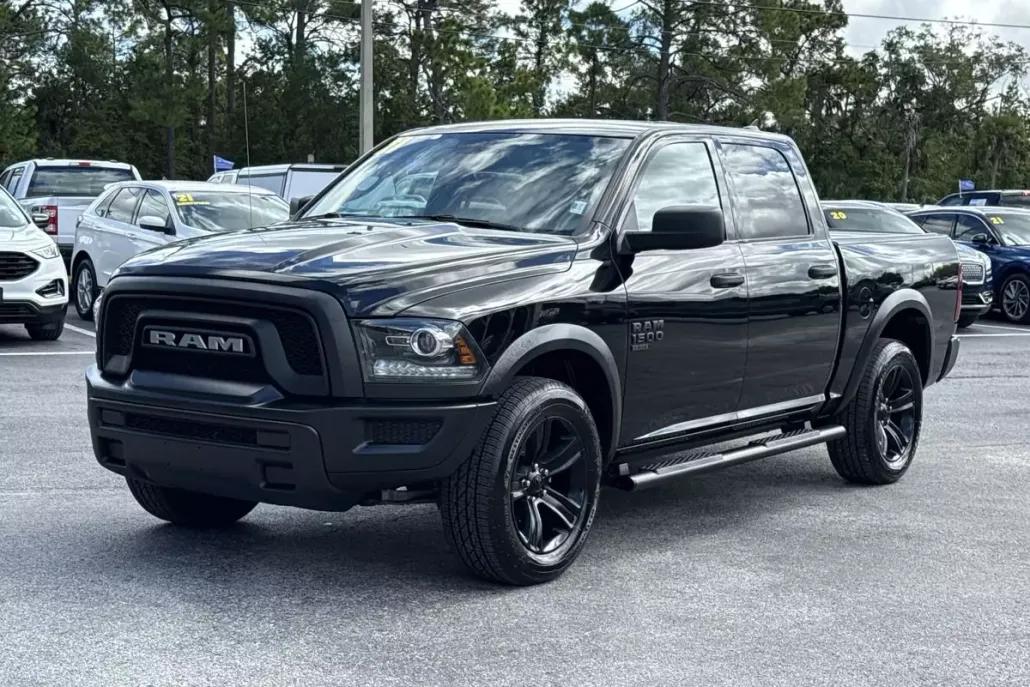 2022 Ram 1500 Classic SLT photo 1