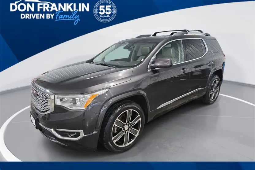 2017 Gmc Acadia Denali photo 1