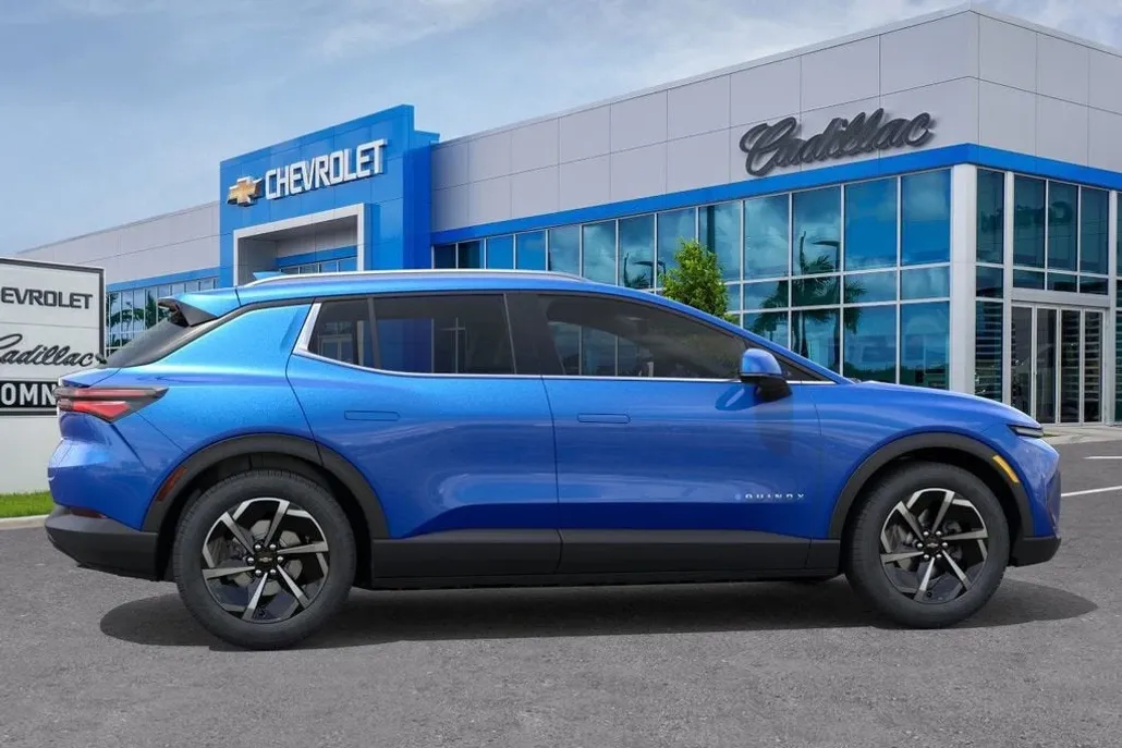 2026 Chevrolet Equinox EV 1LT photo 1