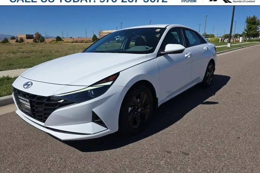 2023 Hyundai Elantra Blue photo 1