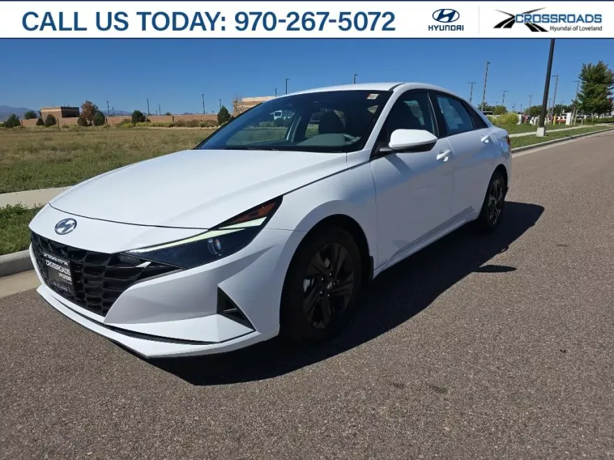 2023 Hyundai Elantra Blue photo 1