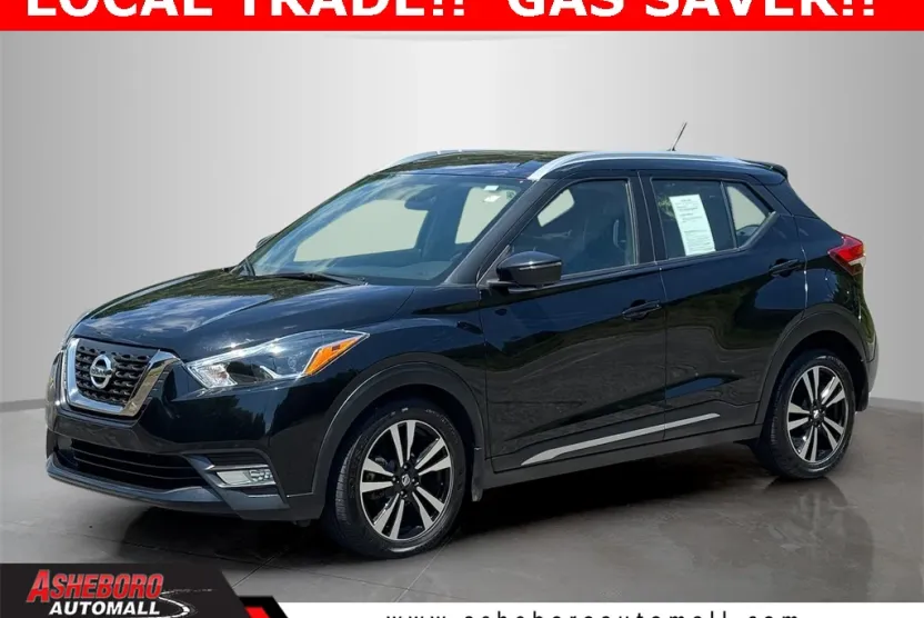 2019 Nissan Kicks SR photo 1