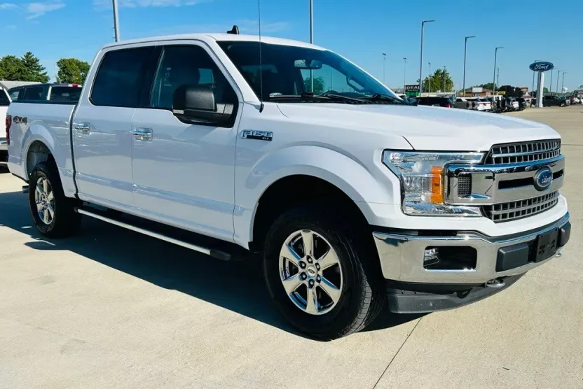 2019 Ford F-150 XLT photo 1
