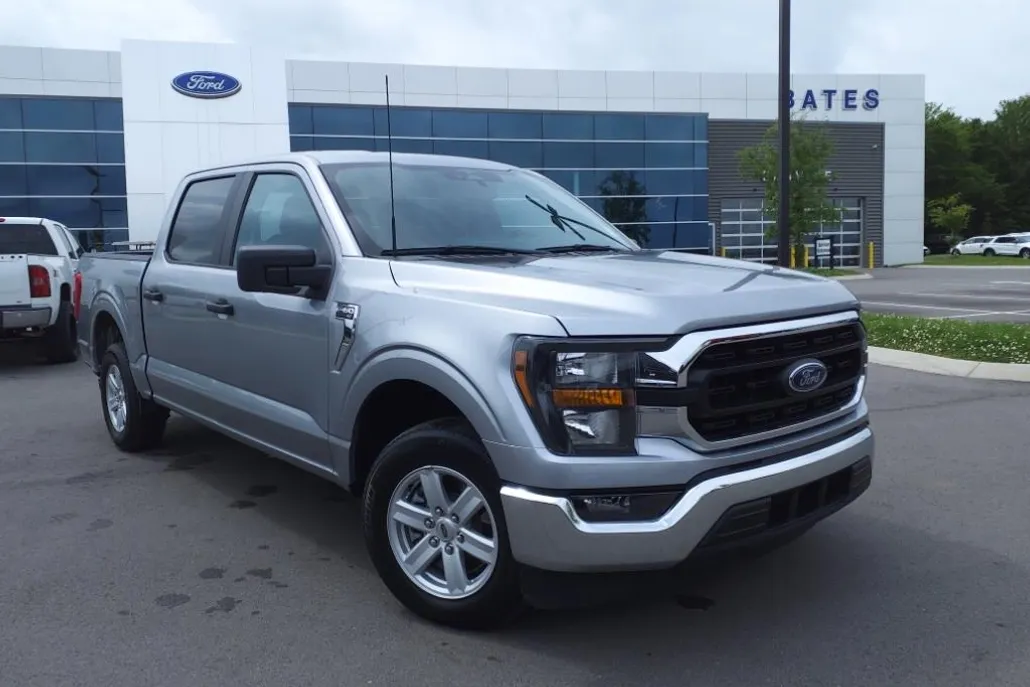 2023 Ford F-150 XLT photo 1