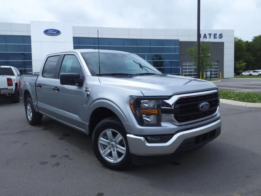 2023 Ford F-150 XLT photo 1