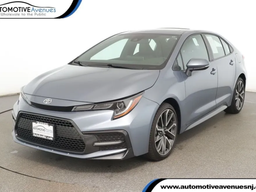 2022 Toyota Corolla XSE photo 1
