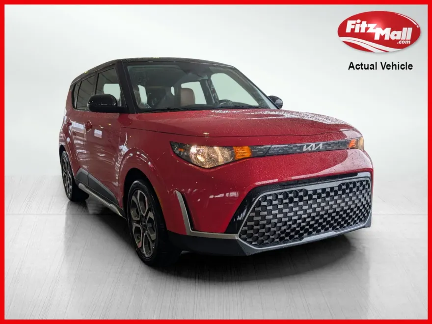 2025 Kia Soul EX photo 1