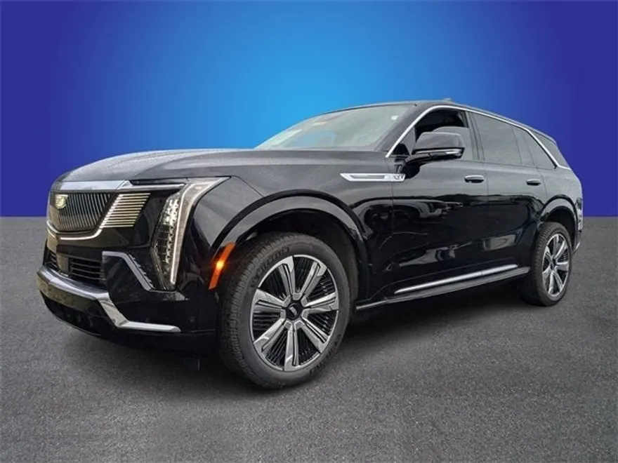 2025 Cadillac Escalade IQ Luxury photo 1
