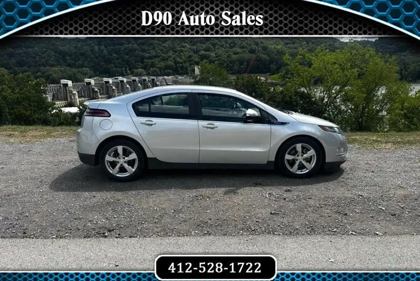 2013 Chevrolet Volt Premium photo 1