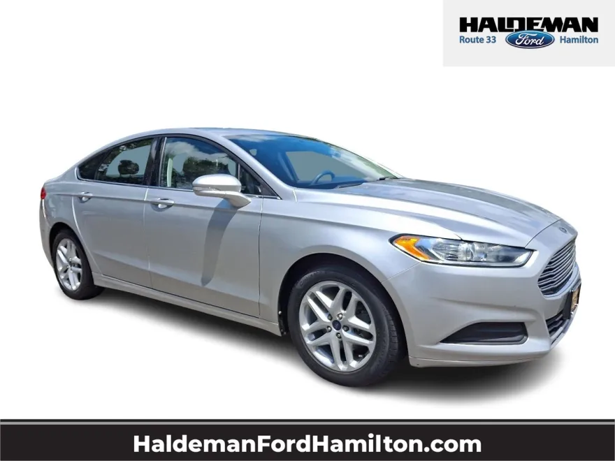 2014 Ford Fusion SE photo 1