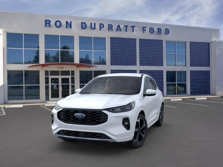 2024 Ford Escape ST-Line Elite photo 2