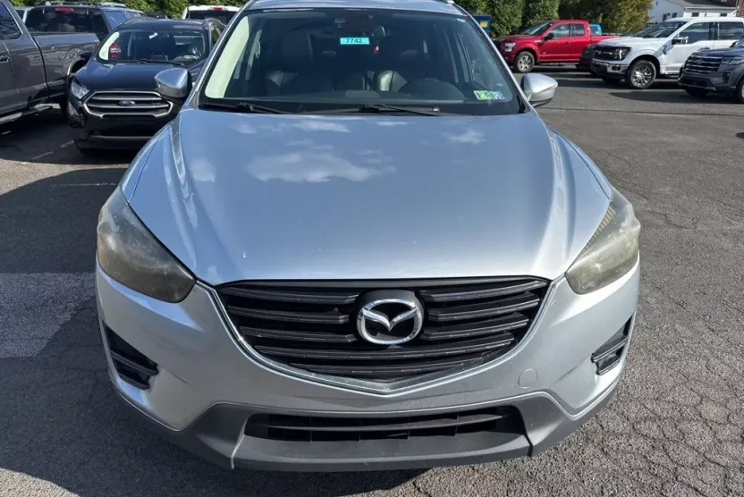 2016 Mazda CX-5 Grand Touring photo 1