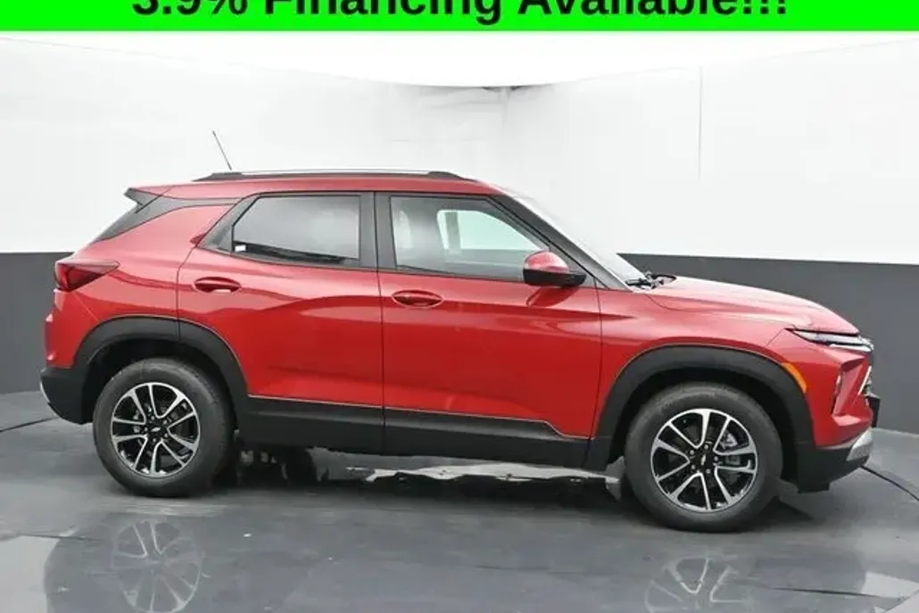 2026 Chevrolet Trailblazer LT photo 1