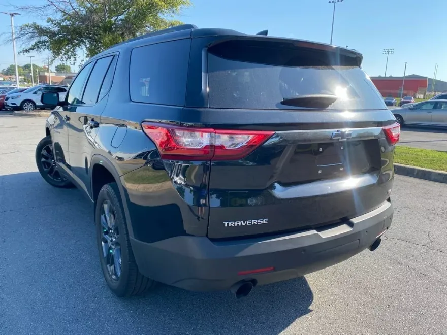 2018 Chevrolet Traverse RS 2LT photo 1