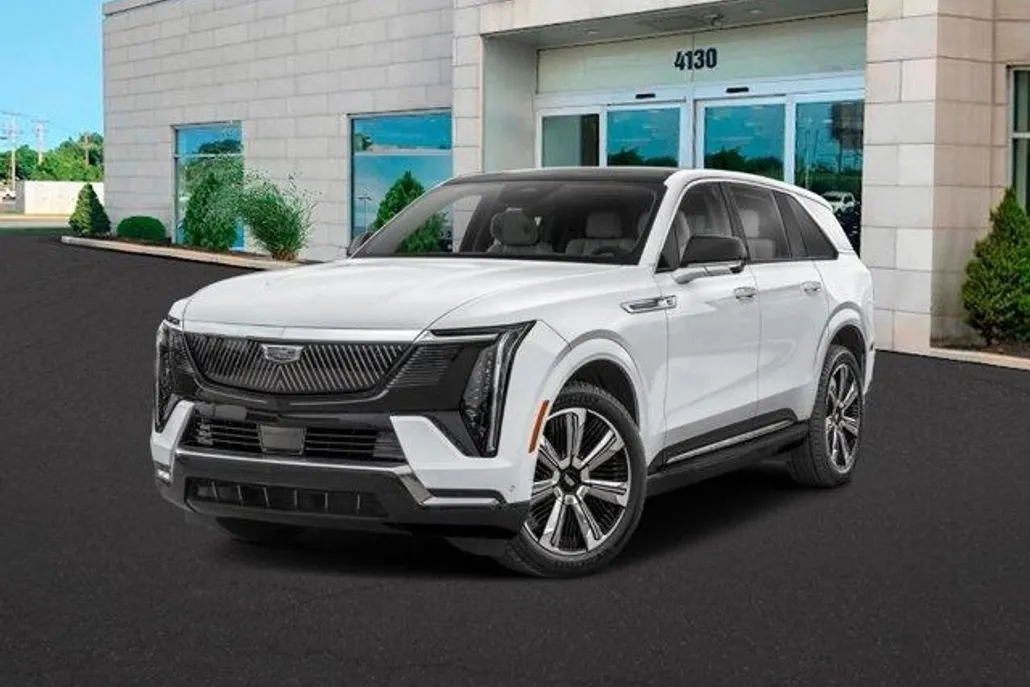 2025 Cadillac Escalade IQ photo 1