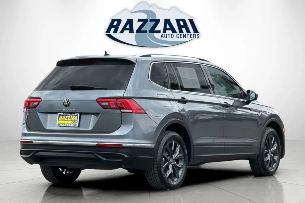 2024 Volkswagen Tiguan SE Wolfsburg Edition photo 1