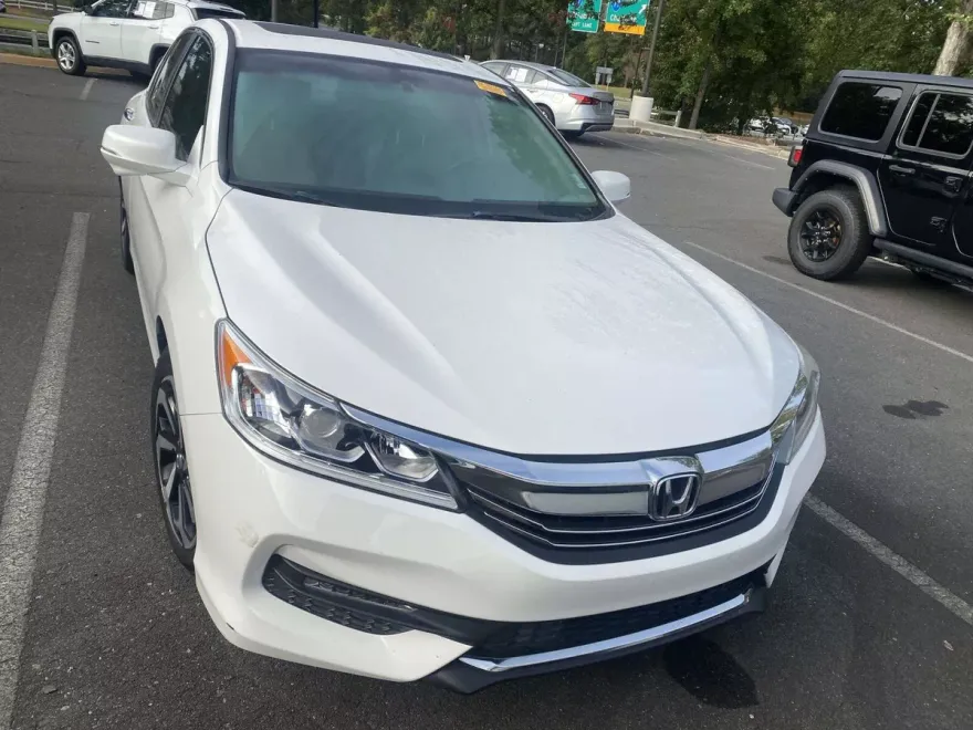2016 Honda Accord EX-L photo 1