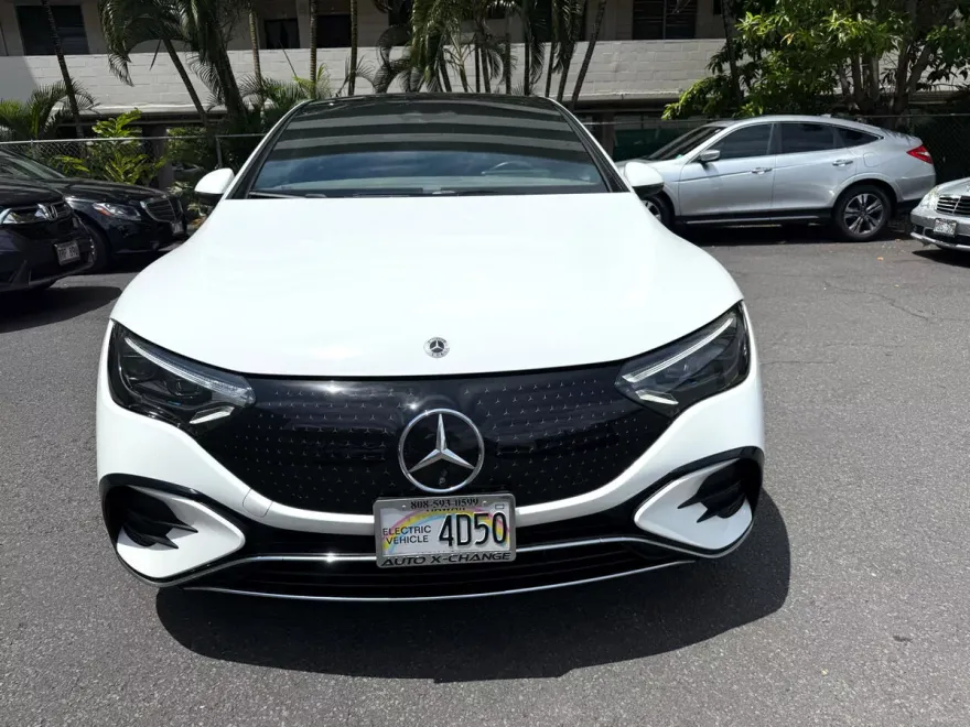 2023 Mercedes Benz EQE-Class Sedan photo 3
