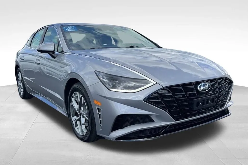 2023 Hyundai Sonata SEL photo 1
