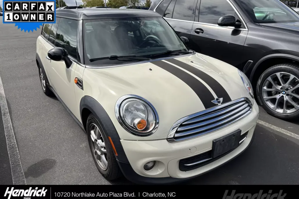 2012 Mini Clubman Base photo 1