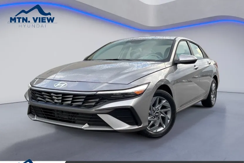 2025 Hyundai Elantra Hybrid Blue photo 1