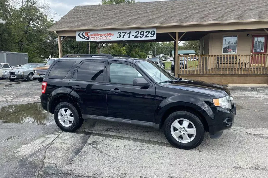 2012 Ford Escape XLT photo 1